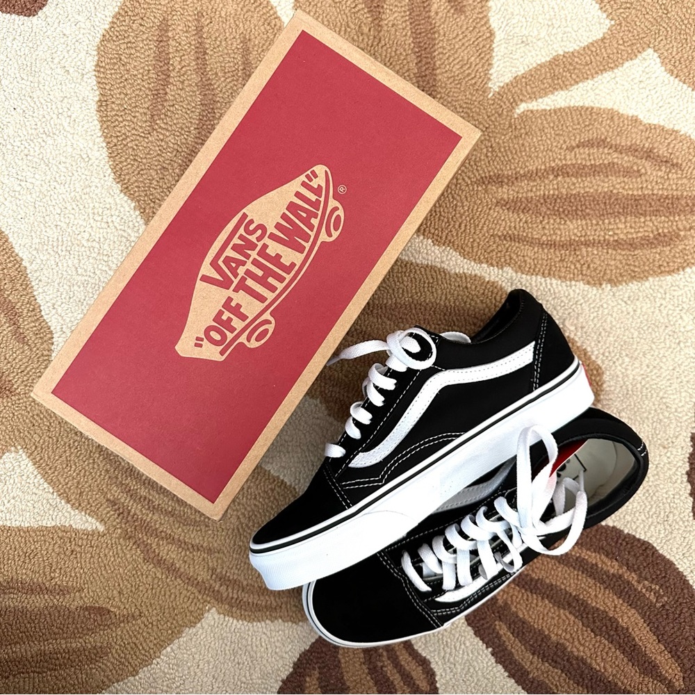 NWT VANS Old Skool